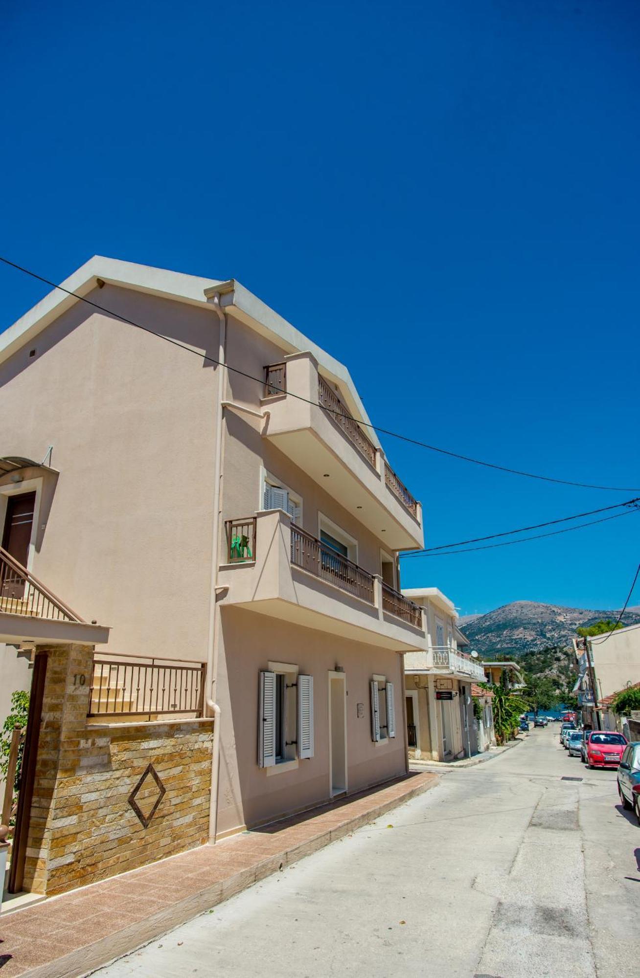 Sofia'S Delightful Apartment Αργοστόλι Εξωτερικό φωτογραφία